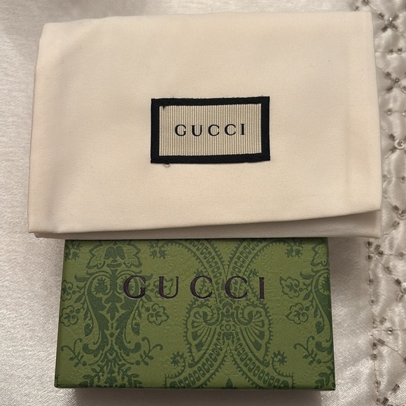 NWOT Gucci cardholder with box and dust bag - Picture 9 of 9